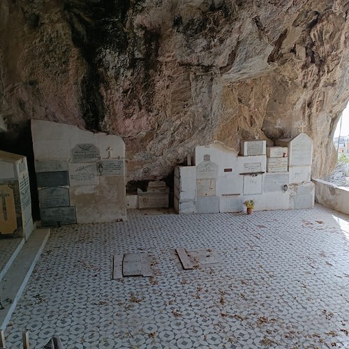 Atrani, recupero e valorizzazione della chiesa rupestre di S. Michele fuori le mura: c’è il progetto preliminare