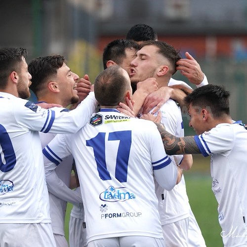 Costa d'Amalfi Calcio conquista la sua 16ª vittoria in un match emozionante contro Solofra