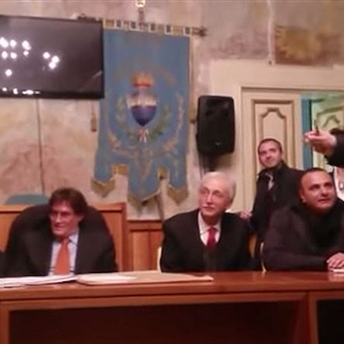 Scontro Sgarbi-Pinto a Vietri, Di Munzio (Assogiornalisti) scrive a sindaco Benincasa