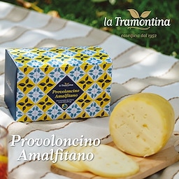 Provoloncino Amalfitano, con scorzette di Limone Costa d'Amalfi IGP firmato "la Tramontina"