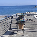 Atrani, sul fronte mare le opere ceramiche di 5 artisti vietresi