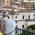 Corpus Domini: come nasce la festa che porta la Chiesa in processione dietro all’Eucaristia