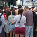 Disagi e disservizi del trasporto pubblico: la lettera di un pendolare