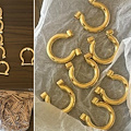 Firenze, la Guardia di Finanza sequestra oltre 19mila accessori contraffatti di una nota casa di moda italiana