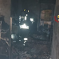 Incendio nella notte ad Ascea Marina: appartamento distrutto al Parco Venere