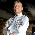 “La nostalgia è il mio ingrediente segreto”: Oliver Glowig si racconta in attesa dell’evento Cucinapoli a Ravello