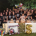 La pioggia lascia spazio al sereno per la festa dei 50enni a Tramonti: una serata di emozioni che resterà nel cuore