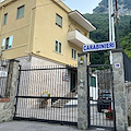 “Non sei sola”: la Caserma dei Carabinieri di Amalfi al fianco di una madre che trova il coraggio di denunciare le violenze del marito