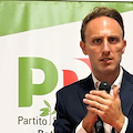 PD, Piero De Luca candidato unico alla segreteria regionale. Il padre Vincenzo: «Sta facendo un piacere al partito»