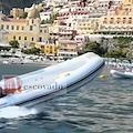 Positano, "impennata col gommone" e polemica social: nessuna norma è stata violata