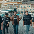 "Positown", il brano dei C’ammafunk per perdersi nella bellezza della Città Verticale /VIDEO