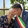 Raffaelina Cinque compie 100 anni: gli auguri della comunità positanese e la targa del sindaco