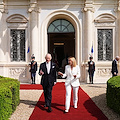 Re Carlo III incontra Giorgia Meloni e ricorda Giovanni Falcone nel discorso alle Camere
