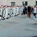 Salernitana in attesa della giustizia sportiva, gli ultras protestano in piazza contro il rinvio dei play-out