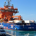 Sbarco al porto di Salerno: 252 migranti sulla nave “Solidaire”, quasi 100 sono minori non accompagnati