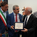 Vietri sul Mare protagonista al Giffoni Film Festival: consegnato un riconoscimento al maestro ceramista Franco Raimondi