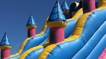 A Cetara arriva il Summer Village 2025: dal 21 al 24 agosto giochi, sport e divertimento al porto turistico