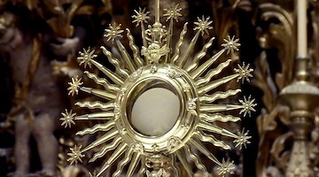 A Minori la Solennità del Corpus Domini: dal 20 al 22 giugno adorazione e processione per le vie della città