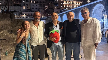 Ad Atrani la magia di Strawberry Fields: Beatles e poeti romantici in dialogo sullo Scoglio a Pizzo