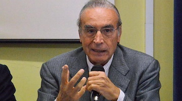 Addio a Ermanno Corsi, volto storico del giornalismo campano. Il ricordo di Sigismondo Nastri