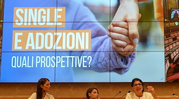 Adozioni, Bilotti (M5s): "Ddl per quelle dei single dopo pronuncia Corte costituzionale"