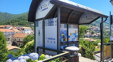 Agerola rilancia il trasporto interno e presenta il nuovo design delle pensiline