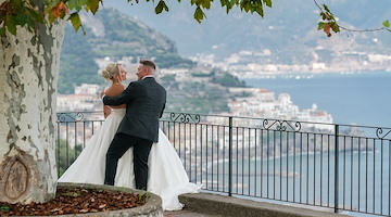 Amalfi incanta ancora: nozze da sogno alle Nereidi per Christian Rotundo ed Eva Marku /foto