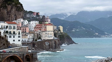 Atrani, nuova ordinanza comunale: vietato l’accesso a spiaggia e cimitero in caso di allerta meteo