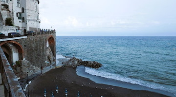 Atrani, tra il 24 e il 25 giugno intervento di disinfestazione notturna sulla spiaggia 