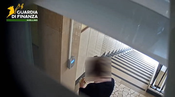 Avellino, scandalo assenteismo al Genio Civile: settantacinque indagati