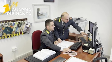 Benevento, scoperti 26 lavoratori in nero: sospesa l'attività di un ristorante