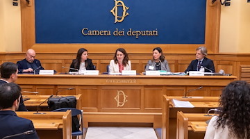 Buoni fruttiferi postali, l’Associazione Precari in Rete chiede chiarezza: «30mila risparmiatori traditi da Poste Italiane»