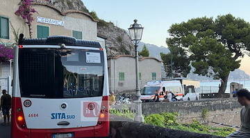 Bus Sita in panne a Castiglione: traffico bloccato, ambulanza costretta a un trasbordo