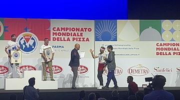 Campionato Mondiale della Pizza, l'amalfitano Giuseppe Amendola vince nella categoria velocità