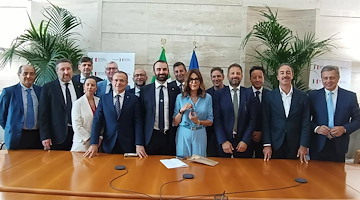 Carta di Amalfi, insediato al MiTur Tavolo interministeriale per la gestione e sicurezza dei flussi turistici 
