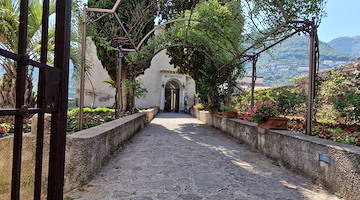 Convocato il Consiglio Comunale di Ravello per il 30 aprile: all’ordine del giorno bilancio e illuminazione pubblica