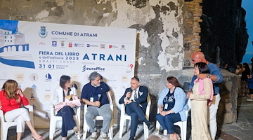 Cultura, Siravo: «Con la Fiera del Libro e dell'Editoria Atrani ha dimostrato di saper parlare al cuore del Paese»