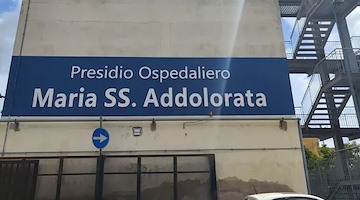 Eboli, truffava anziani fingendo di raccogliere fondi per bambini malati: fermata nei pressi dell'ospedale