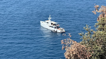 Il lusso prende il largo: a Conca dei Marini arriva lo yacht "Preference 19"