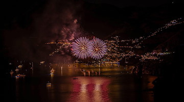 Il San Pietro di Positano festeggia il 55° anniversario con una serata magica e i fuochi della tradizione