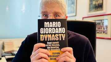 Mario Giordano presenta “Dynasty” a Nocera Inferiore: nel libro il crollo delle grandi famiglie del potere