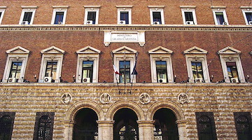 Maxi concorso al Ministero della Giustizia: bando da 2.970 posti per funzionari e assistenti