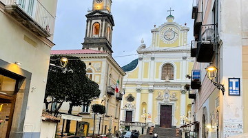 Minori, 16 e 17 maggio in compagnia di “..incostieraamalfitana .it 2025”: attesi i “Premi MarediCosta” e il lancio della 4a edizione di “Cammina con Noi”