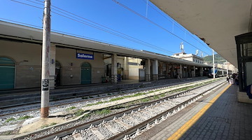 Napoli–Cancello, circolazione sospesa il 26 e 27 luglio per interventi RFI: bus sostitutivi e deviazioni
