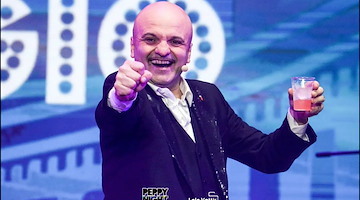 Peppe Iodice ad Atrani il 13 agosto: risate e musica per celebrare l'anima del Sud