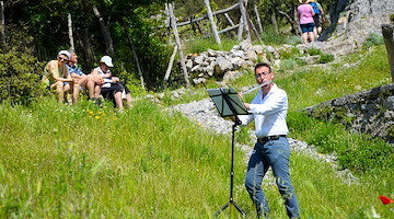 Praiano, 17 maggio tornano “I Suoni degli Dei”: flauti in concerto sul Sentiero degli Dei