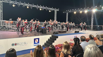 Ravello: grande seguito di pubblico per il concerto della Fanfara del 10° Reggimento Carabinieri “Campania” Napoli