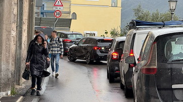 Ravello, operativi da oggi gli ausiliari al bivio di Castiglione: il Sindaco spiega i motivi del ritardo