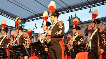 Ravello, sul belvedere di Villa Rufolo il concerto della fanfara del 10° Reggimento Carabinieri “Campania” di Napoli