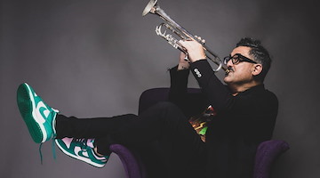 Roy Paci atteso ad Amalfi: 25 luglio in Piazza Duomo il concerto tra jazz, Mediterraneo e poesia sonora